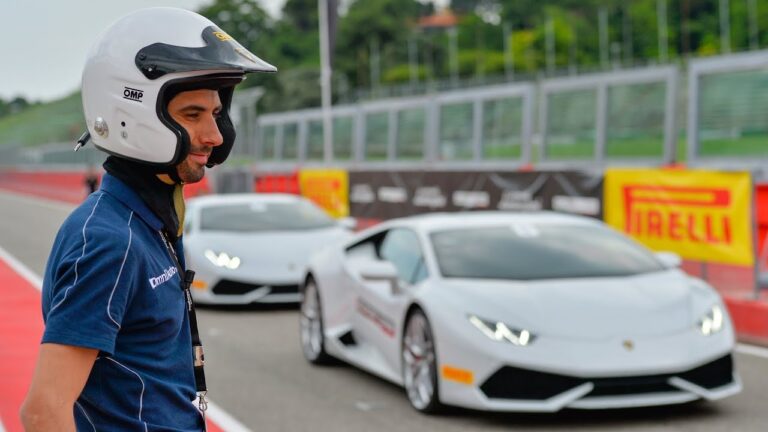 Giro in pista con Lamborghini: Il prezzo per un&#8217;esperienza da brivido